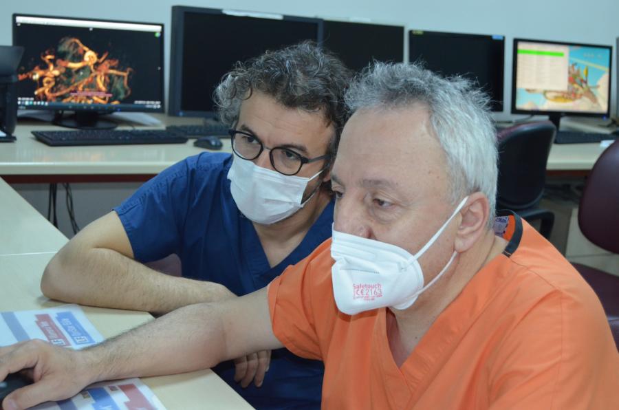 Prof. Dr. Hasan DİNÇ ve Doç. Dr. Şükrü OĞUZ