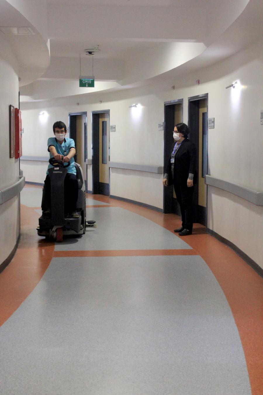 temizlik makine konteyner