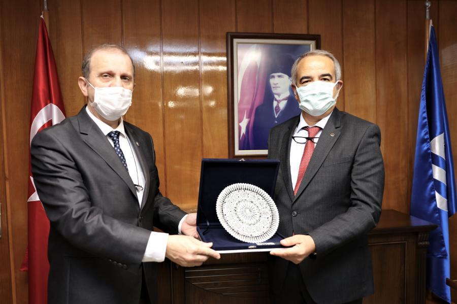 (Mühendislik Fakültesi) Prof. Dr. Hamdullah Çuvalcı - Prof. Dr. Metin Hüsem