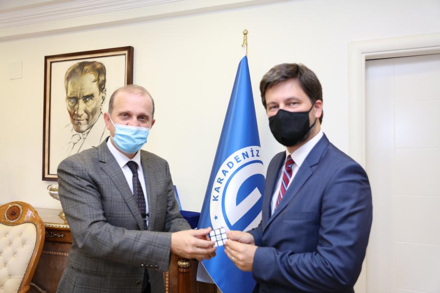 Macaristan Büyükelçisi Viktor MATIS