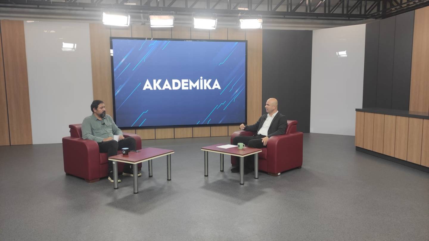 06.10.2025 Akademika Metin Nedir Programı Doç. Dr. Muzaffer UZUN