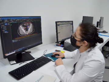 Bölgemizde Kanserle Mücadelede Yeni Dönem Stereotaktik Beden Radyoterapisi Artık Farabi Hastanesinde