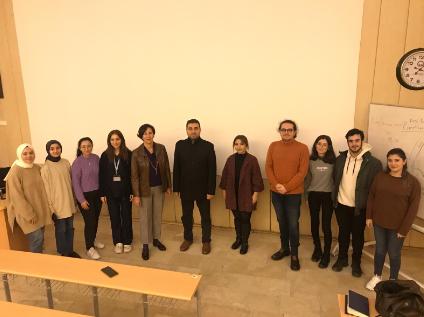 Erasmus Öğrenci Staj Hareketliliğinden Faydalanan  ve Programa Başvurmayı Planlayan Öğrenciler Bir Araya Geldi