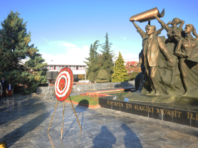 10 Kasım'da "Atatürk'ü Anma Yürüyüşü" Düzenlendi 