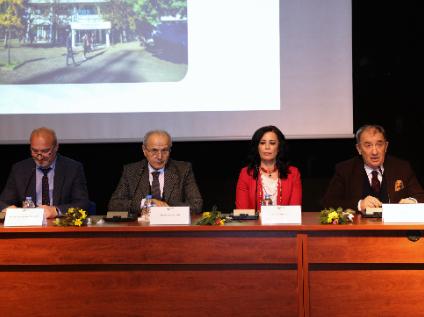 Kütüphane Haftası'nda, Üniversitemizdeki Yazarlarımız ile Söyleşi&İmza Programı Düzenlendi