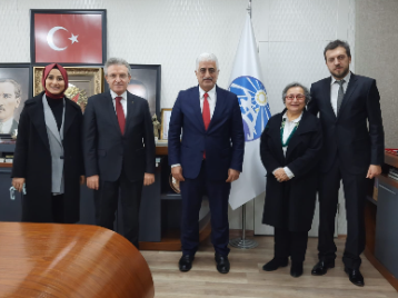 Doğu Karadeniz Kariyer Fuarı (DOKKAF22) Kapsamında Arsin Belediyesi  Ziyaret Edildi.