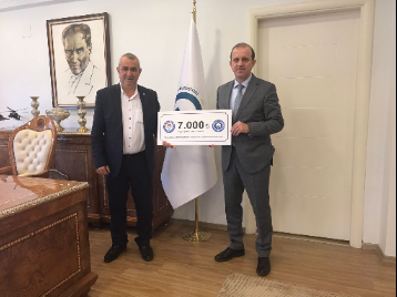 Üniversitemizde "İhtiyaçlı Öğrencilere Umut Olalım" Kermesi Düzenlendi