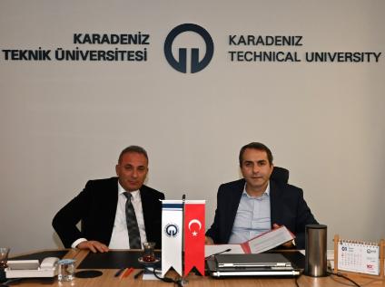 Üniversitemiz 10 Nolu İş Kolunda 3. Dönem Toplu İş Sözleşmesine ait Ek Protokol İmzalandı